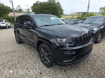 2019 Jeep Grand Cherokee High Altitude Edition - miniatura 4