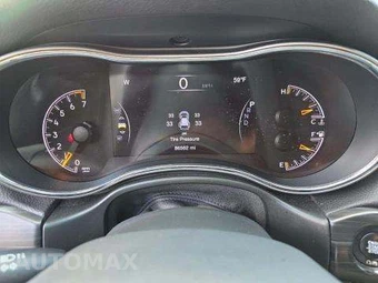 2019 Jeep Grand Cherokee Laredo - miniatura 10