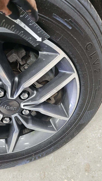 2019 Jeep Grand Cherokee Limited - miniatura 34