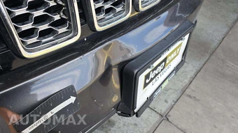 2019 Jeep Grand Cherokee Overland - miniatura 29