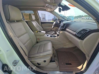 2019 Jeep Grand Cherokee Overland - miniatura 15
