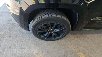 2019 Jeep Grand Cherokee Overland High Altitude Edition - miniatura 26