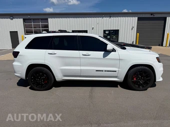2019 Jeep Grand Cherokee SRT - miniatura 11
