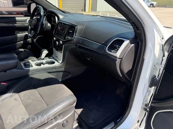 2019 Jeep Grand Cherokee SRT - miniatura 24
