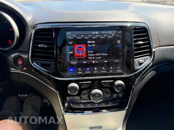 2019 Jeep Grand Cherokee SRT - miniatura 28
