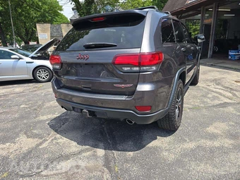 2019 Jeep Grand Cherokee Trailhawk - miniatura 3
