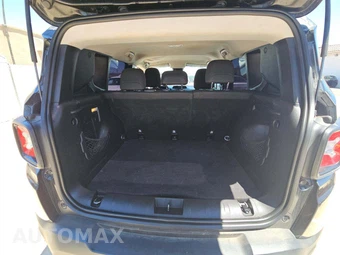 2019 Jeep Renegade Altitude Edition – miniatura 14