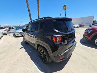 2019 Jeep Renegade Altitude Edition – miniatura 2