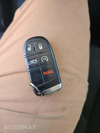 2019 Jeep Renegade Altitude Edition – miniatura 8