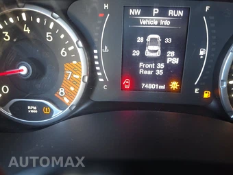 2019 Jeep Renegade Altitude Edition - miniatura 12