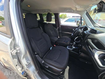 2019 Jeep Renegade Latitude – miniatura 15