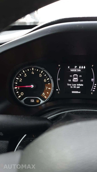 2019 Jeep Renegade Latitude – miniatura 24