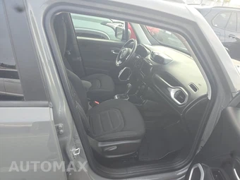 2019 Jeep Renegade Latitude – miniatura 8