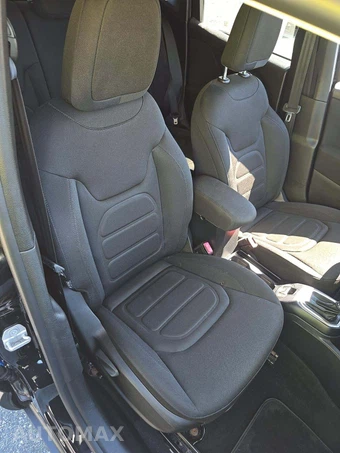 2019 Jeep Renegade Latitude - miniatura 18
