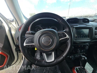 2019 Jeep Renegade Trailhawk – miniatura 10