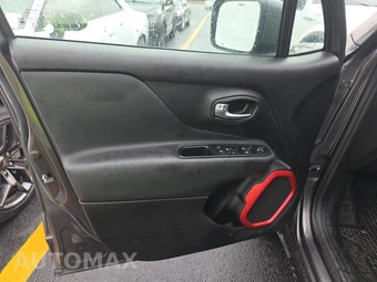 2019 Jeep Renegade Trailhawk – miniatura 9
