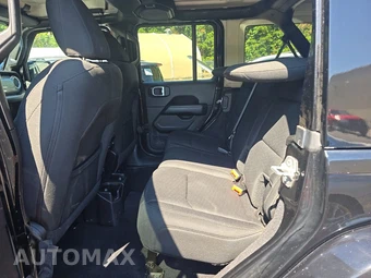 2019 Jeep Wrangler Unlimited Sahara - miniatura 13