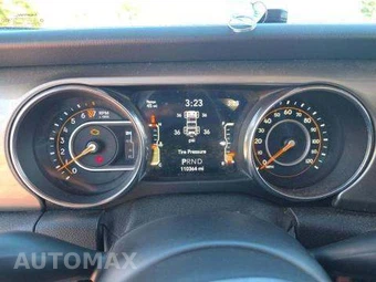 2019 Jeep Wrangler Unlimited Sahara - miniatura 10