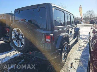 2019 Jeep Wrangler Unlimited Sahara - miniatura 3
