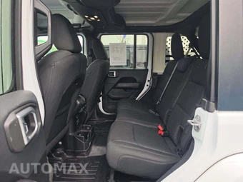 2019 Jeep Wrangler Unlimited Sahara - miniatura 13