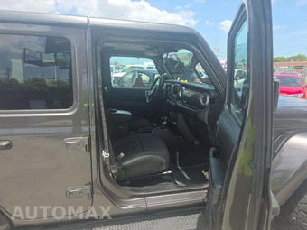 2019 Jeep Wrangler Unlimited Sahara - miniatura 15