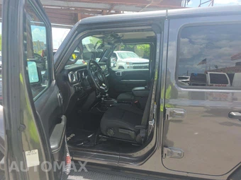 2019 Jeep Wrangler Unlimited Sahara - miniatura 3
