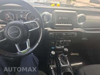 2019 Jeep Wrangler Unlimited Sahara - miniatura 7