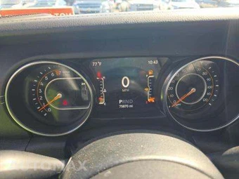 2019 Jeep Wrangler Unlimited Sahara - miniatura 9