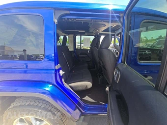 2019 Jeep Wrangler Unlimited Sahara - miniatura 13