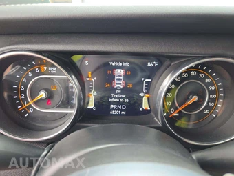 2019 Jeep Wrangler Unlimited Sahara - miniatura 9