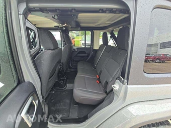 2019 Jeep Wrangler Unlimited Sahara - miniatura 10