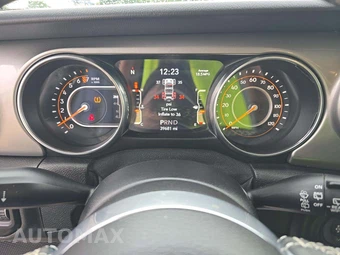 2019 Jeep Wrangler Unlimited Sahara - miniatura 6