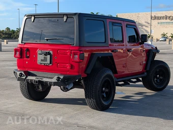 2019 Jeep Wrangler Unlimited Sahara - miniatura 3