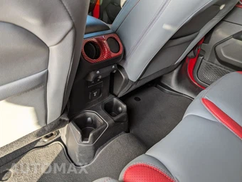 2019 Jeep Wrangler Unlimited Sahara - miniatura 85