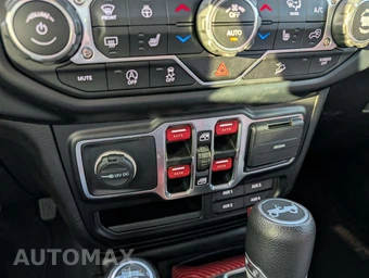 2019 Jeep Wrangler Unlimited Sahara - miniatura 99