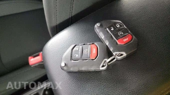 2019 Jeep Wrangler Unlimited Sahara - miniatura 20