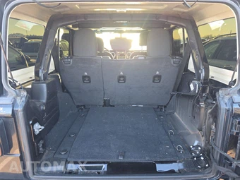 2019 Jeep Wrangler Unlimited Sahara - miniatura 16
