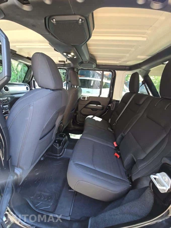 2019 Jeep Wrangler Unlimited Sahara - miniatura 13