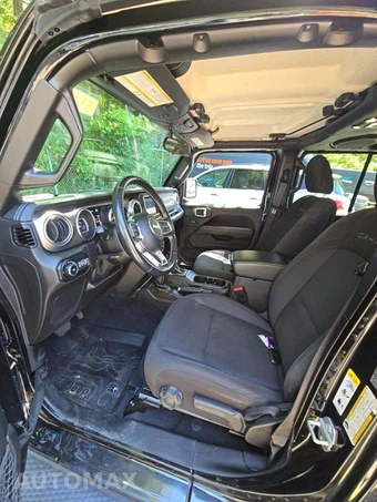 2019 Jeep Wrangler Unlimited Sahara - miniatura 6