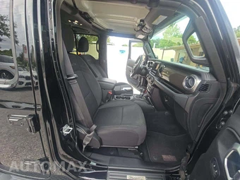 2019 Jeep Wrangler Unlimited Sahara - miniatura 15