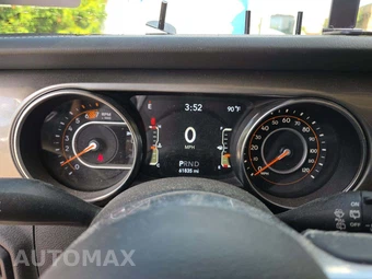 2019 Jeep Wrangler Unlimited Sahara - miniatura 6