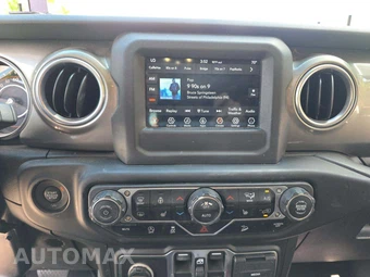 2019 Jeep Wrangler Unlimited Sahara - miniatura 7