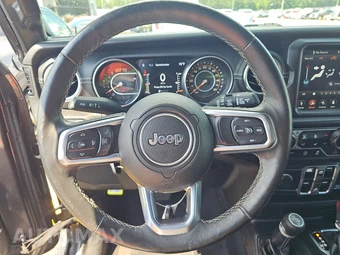 2019 Jeep Wrangler Unlimited Sahara - miniatura 10