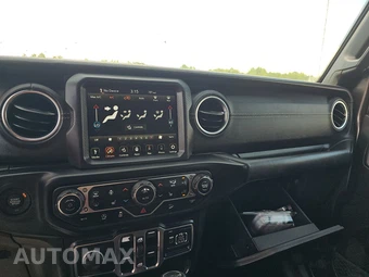 2019 Jeep Wrangler Unlimited Sahara - miniatura 11