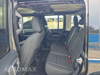 2019 Jeep Wrangler Unlimited Sahara - miniatura 13