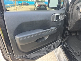 2019 Jeep Wrangler Unlimited Sahara - miniatura 9