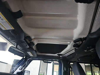 2019 Jeep Wrangler Unlimited Sahara - miniatura 17