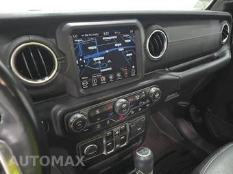 2019 Jeep Wrangler Unlimited Sahara - miniatura 11