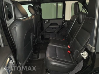 2019 Jeep Wrangler Unlimited Sahara - miniatura 13