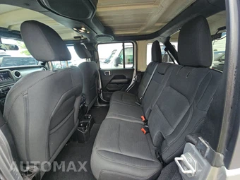 2019 Jeep Wrangler Unlimited Sahara - miniatura 13
